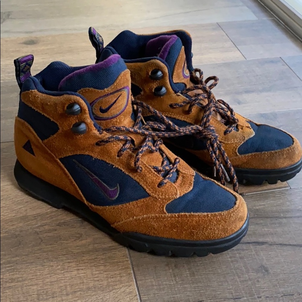 Vintage Womens Nike ACG Boots Hiking Camping Trail